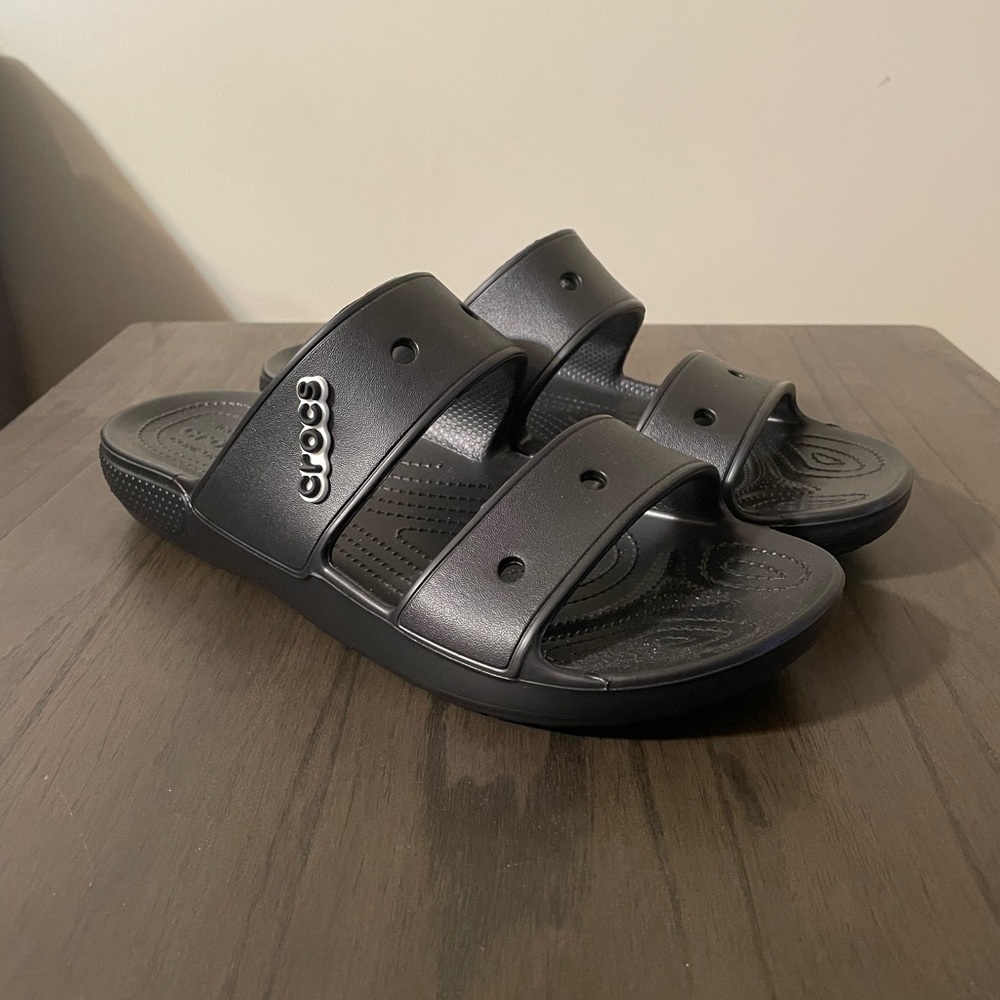 Black Classic Crocs Sandal